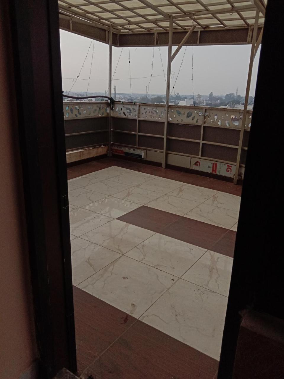 The Park Presidency Hotel Bareilly Εξωτερικό φωτογραφία